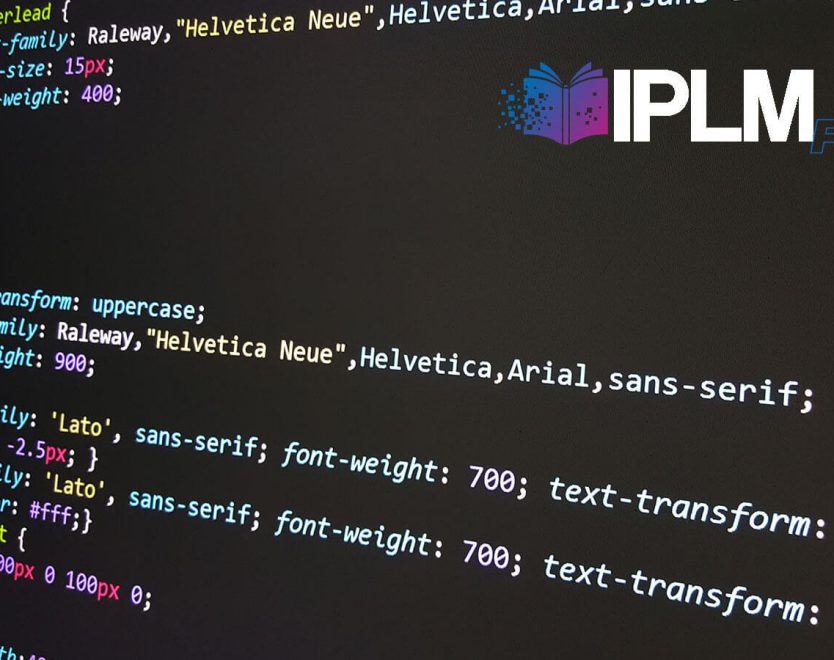 Logo IPLM FAD con sullo sfondo un listato di codice di programmazione